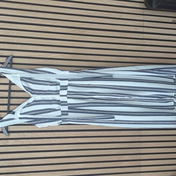 Crystal Sky White and Blue Striped Dress - Small - Picture 3 of 4